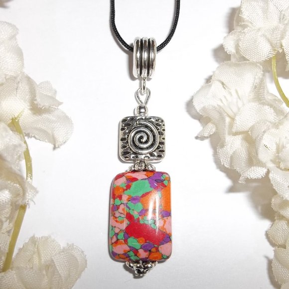 wvluckygirl Jewelry - Funky Red Beaded Necklace Handmade Colorful Fashion Accessory Jewelry Gift 5255